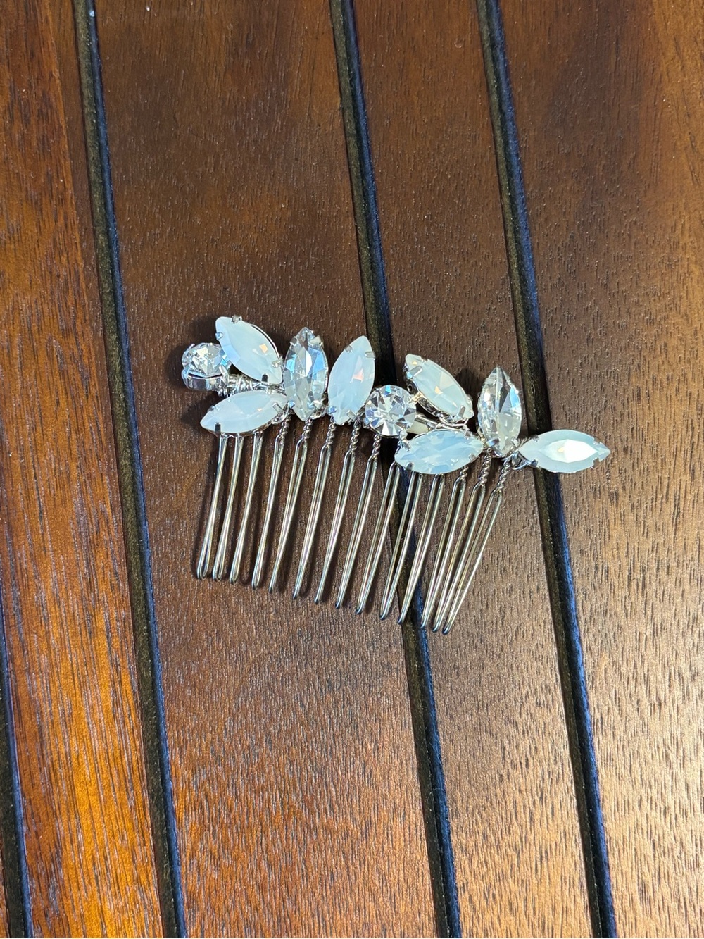Crystal Leaf Hair Comb - White/Silver Accent